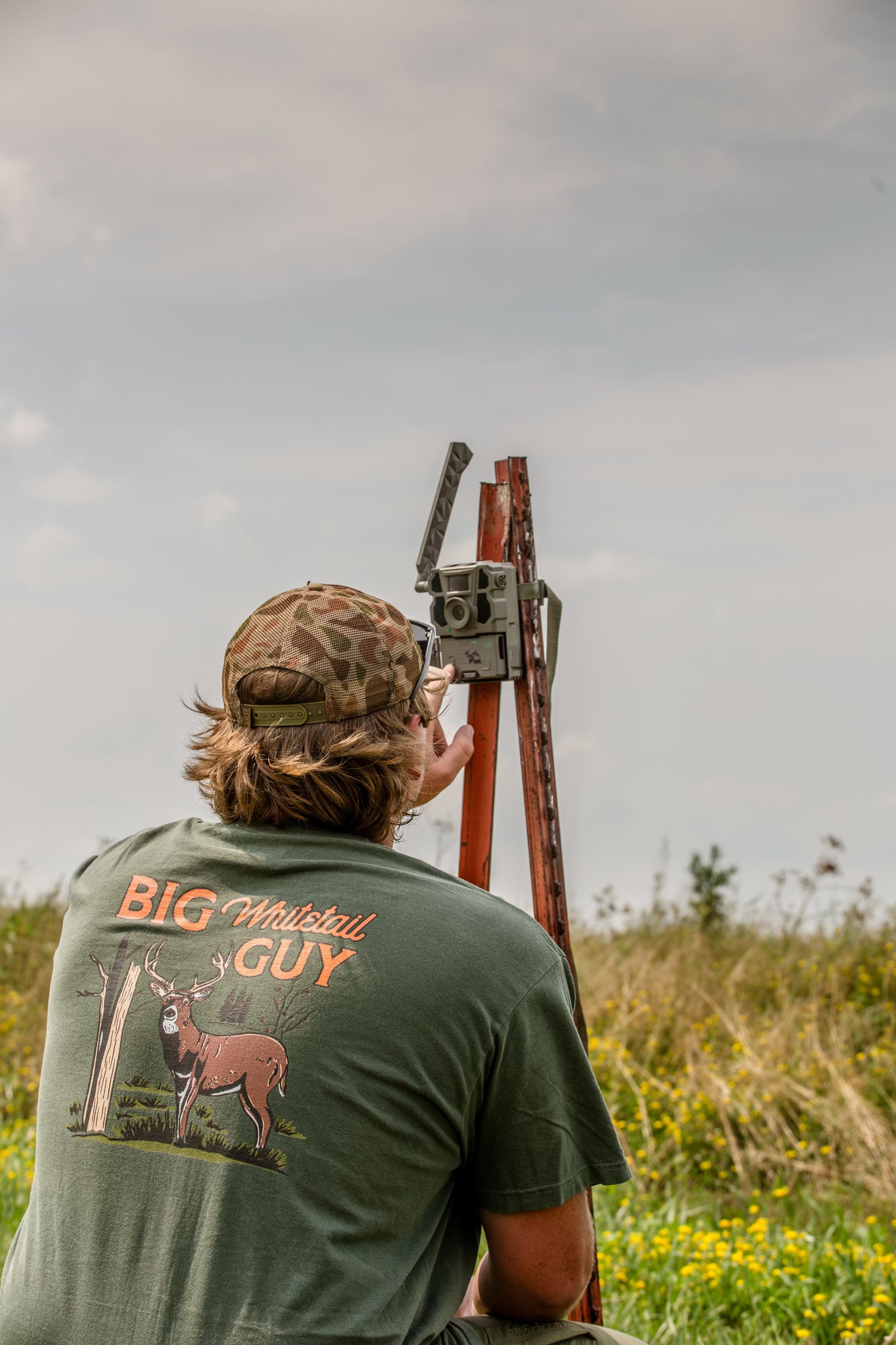 Big Whitetail Guy Tee